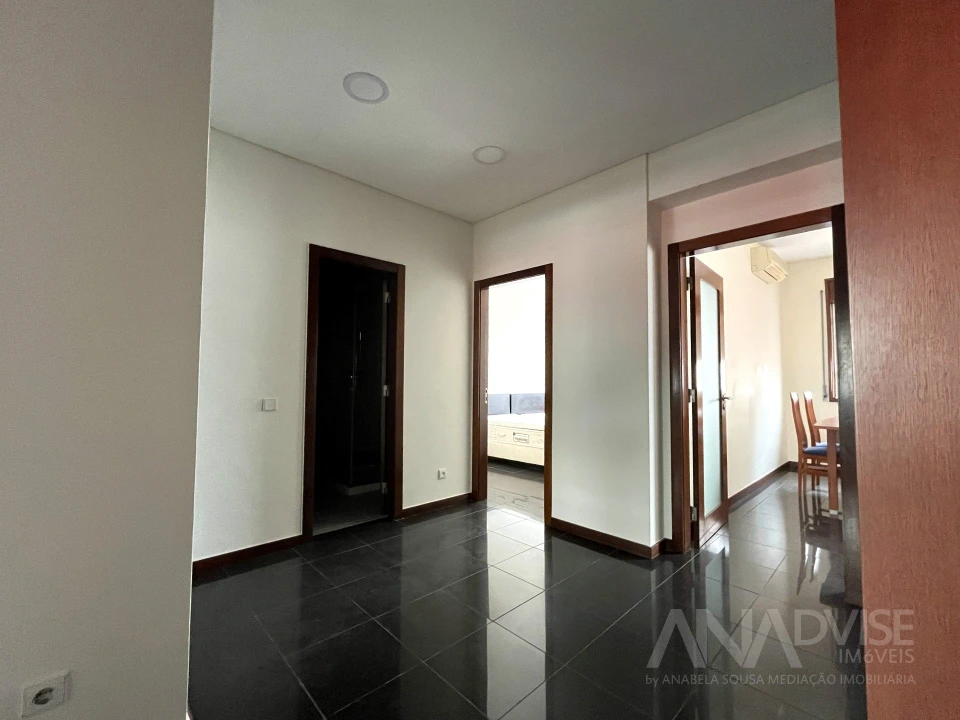 Apartamento T2 para Arrendamento em Viseu Foto 4