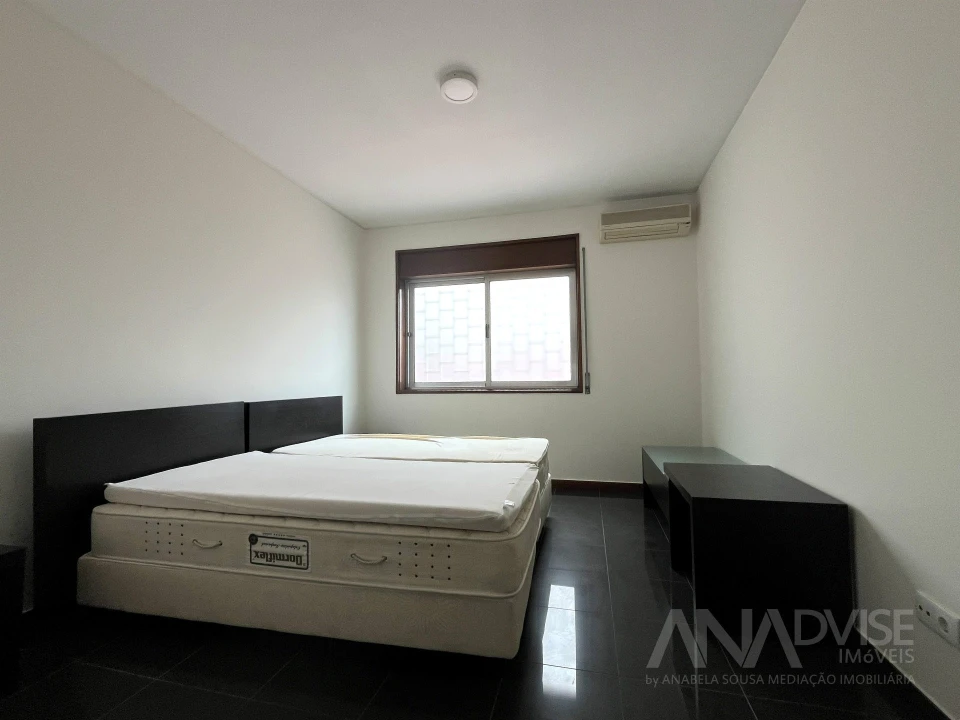 Apartamento T2 para Arrendamento em Viseu Foto 10
