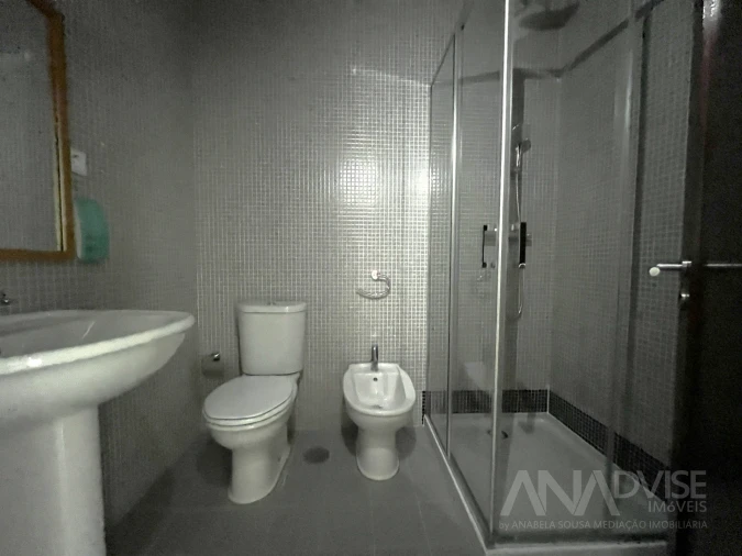 Apartamento T2 para Arrendamento em Viseu Foto 14