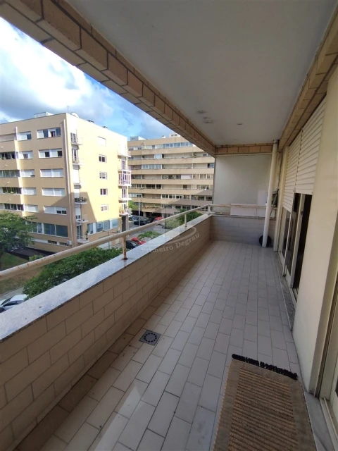 Apartamento T2 para Arrendamento em São Vicente (Braga)