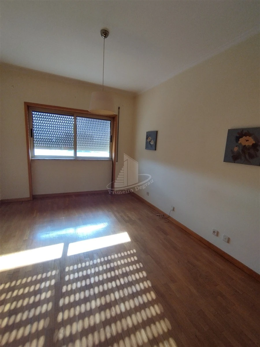 Apartamento T2 para Arrendamento em São Vicente (Braga) Foto 14