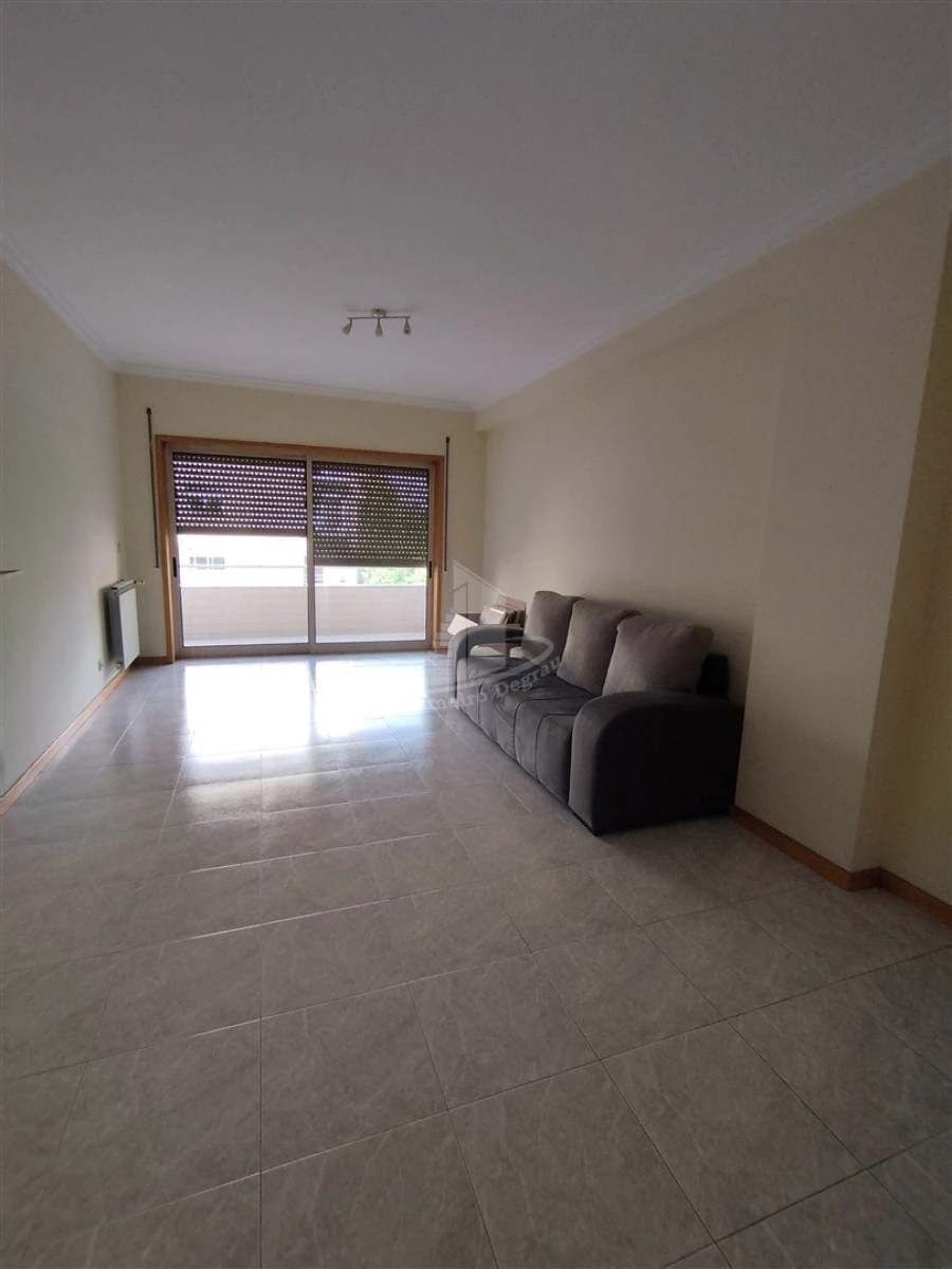 Apartamento T2 para Arrendamento em São Vicente (Braga) Foto 5