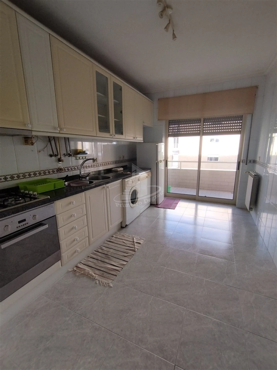 Apartamento T2 para Arrendamento em São Vicente (Braga) Foto 8