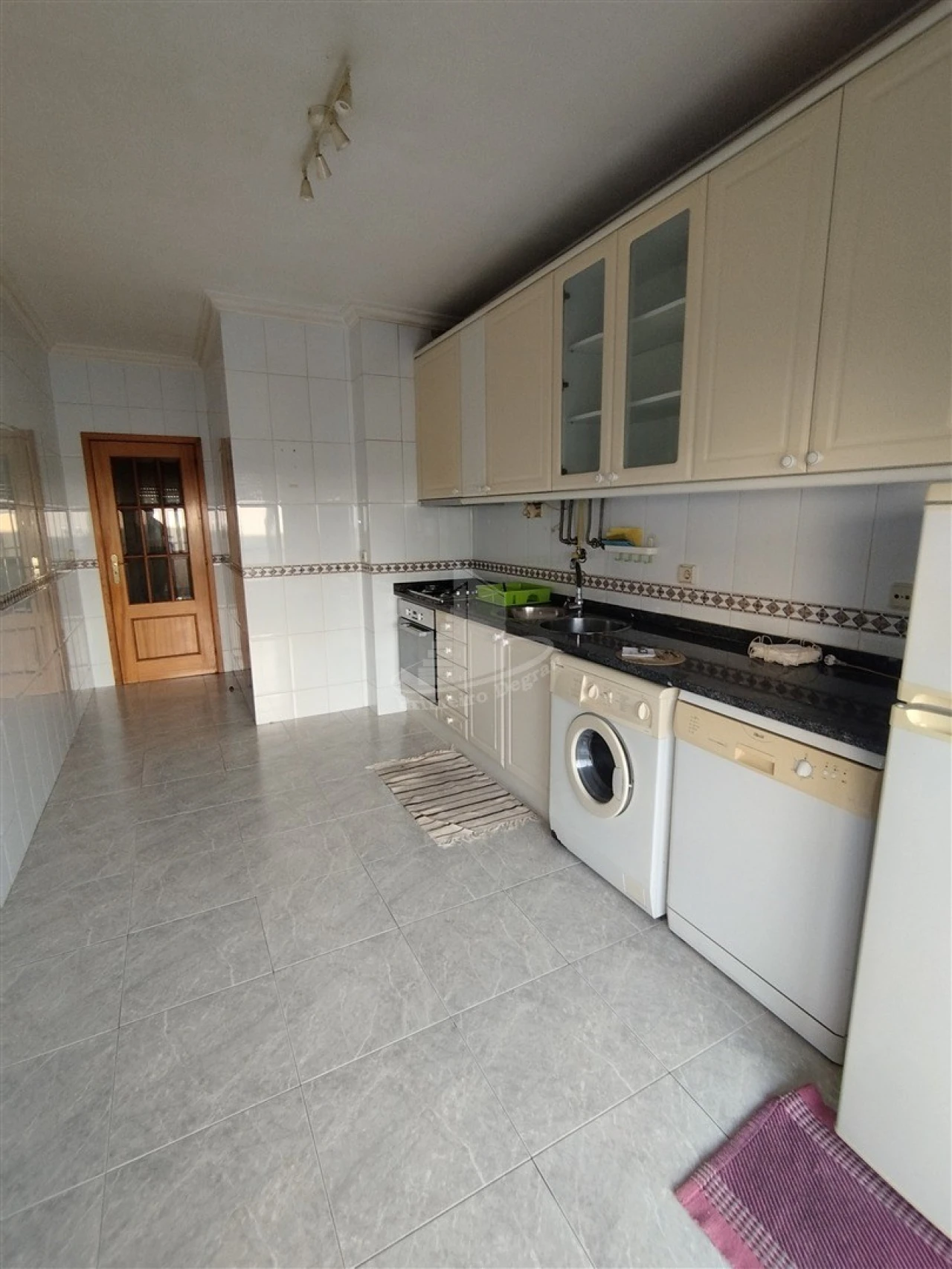 Apartamento T2 para Arrendamento em São Vicente (Braga) Foto 7
