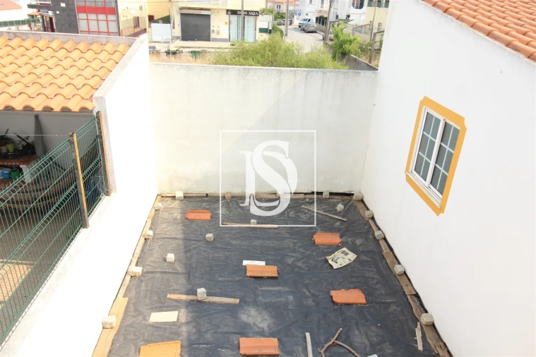 Moradia T3 para Venda em Quinta do Conde Foto 12