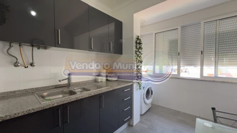 Apartamento T2 para Venda em Samora Correia