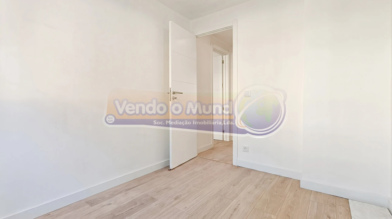 Apartamento T3 para Venda em Odivelas Foto 14