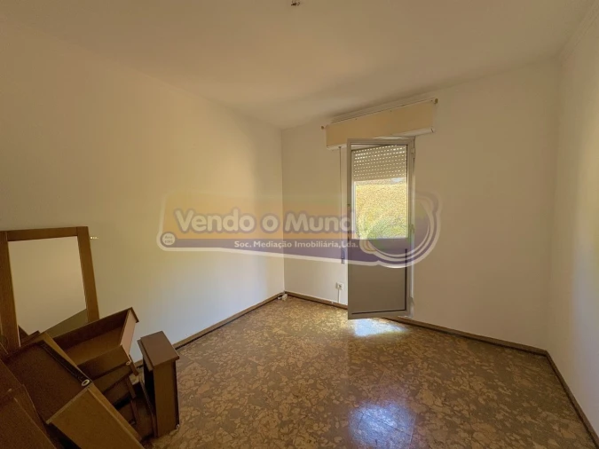 Apartamento T2 para Venda em Vialonga Foto 7