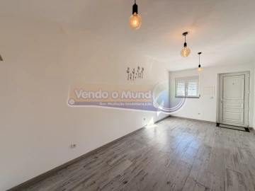 Moradia T3 para Venda em Samora Correia