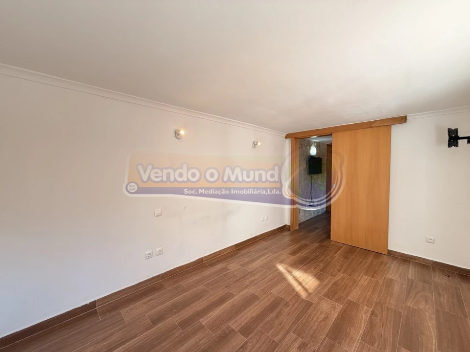Moradia T3 para Venda em Samora Correia Foto 14