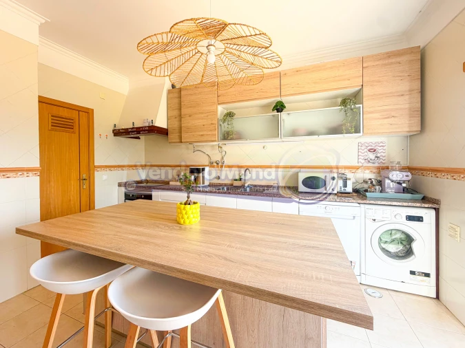 Apartamento T3 para Venda em Benavente Foto 4