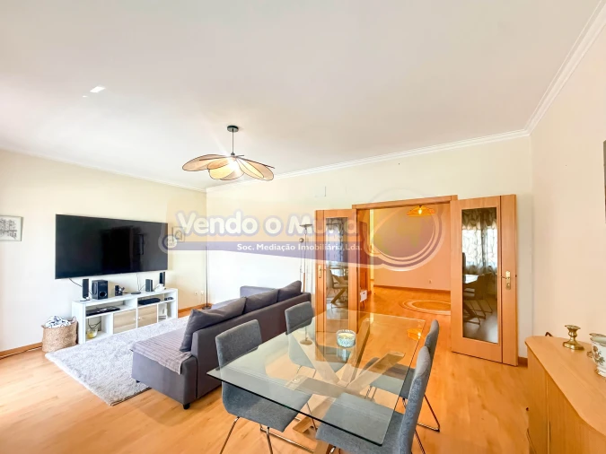 Apartamento T3 para Venda em Benavente Foto 11