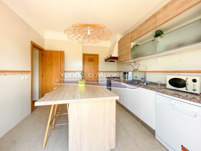 Apartamento T3 para Venda em Benavente Foto 5