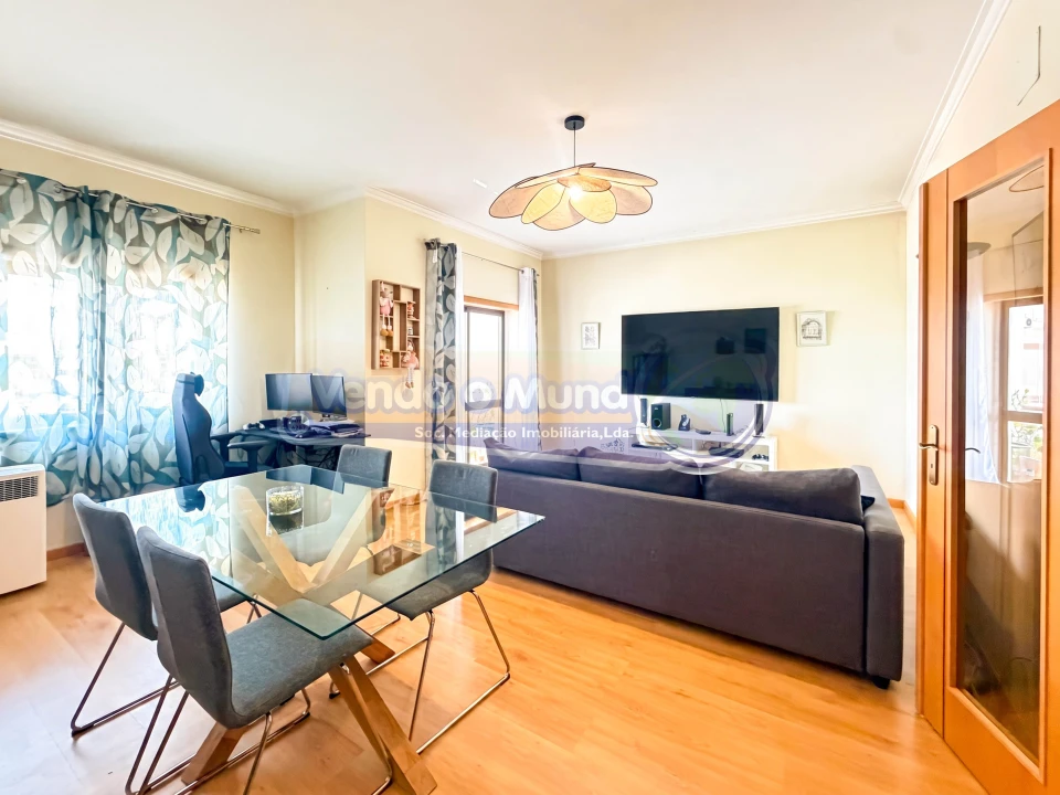 Apartamento T3 para Venda em Benavente Foto 9