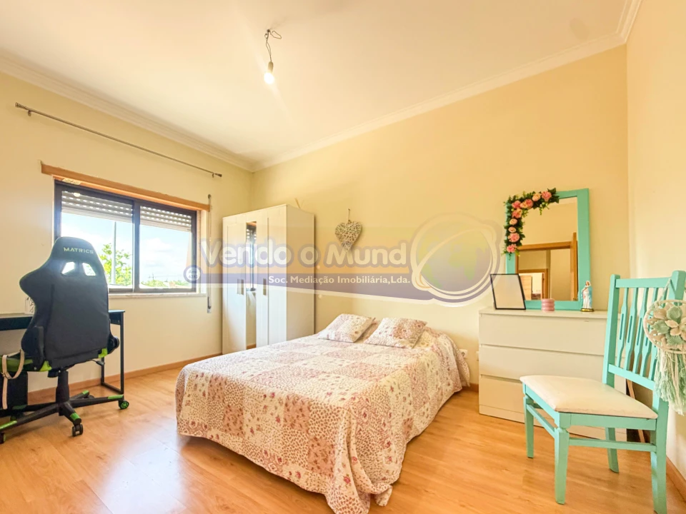 Apartamento T3 para Venda em Benavente Foto 20