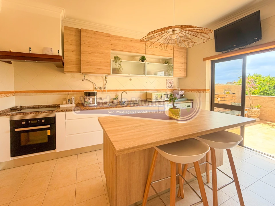 Apartamento T3 para Venda em Benavente Foto 3