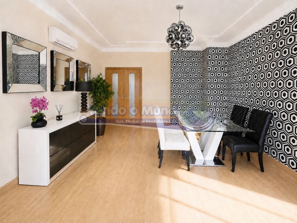 Apartamento T2 para Venda em Loures Foto 3