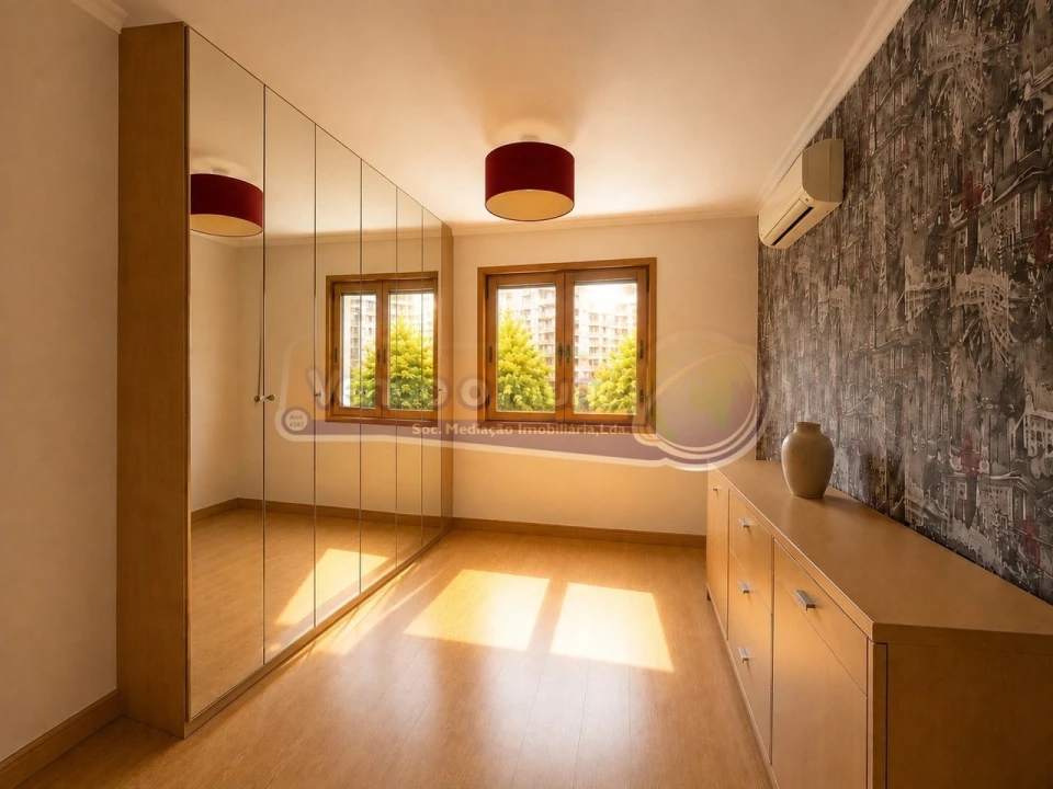 Apartamento T2 para Venda em Loures Foto 15