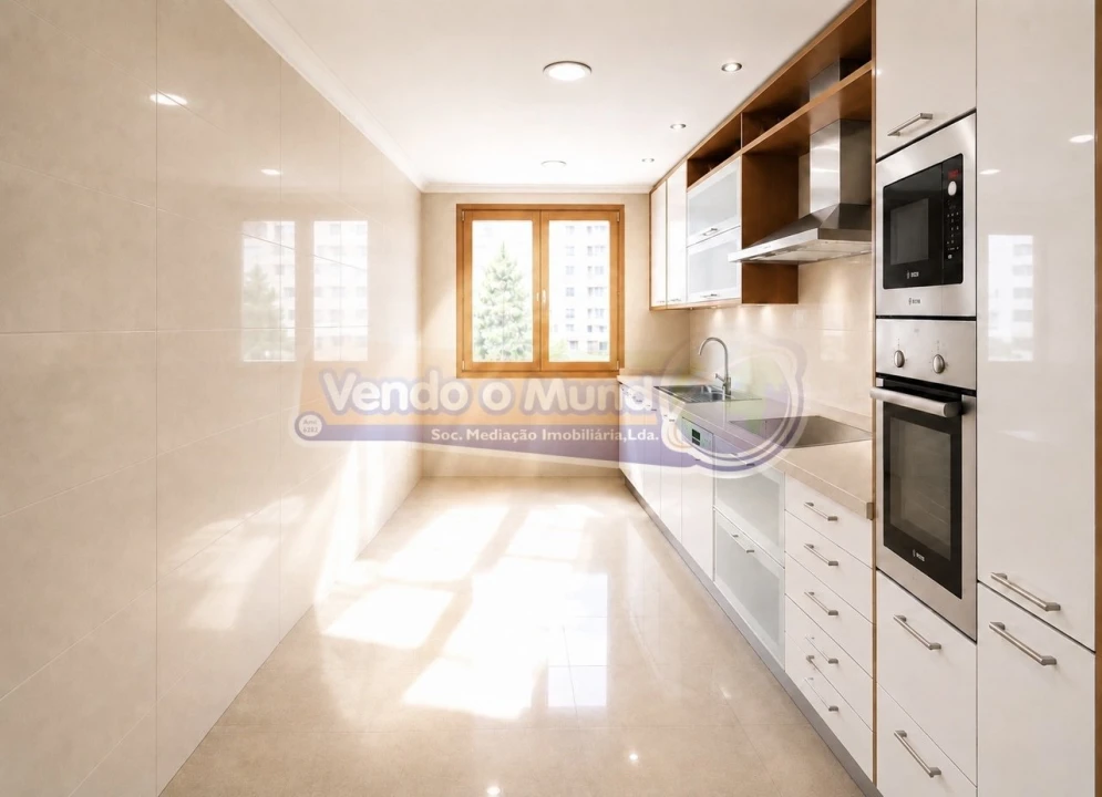 Apartamento T2 para Venda em Loures Foto 2