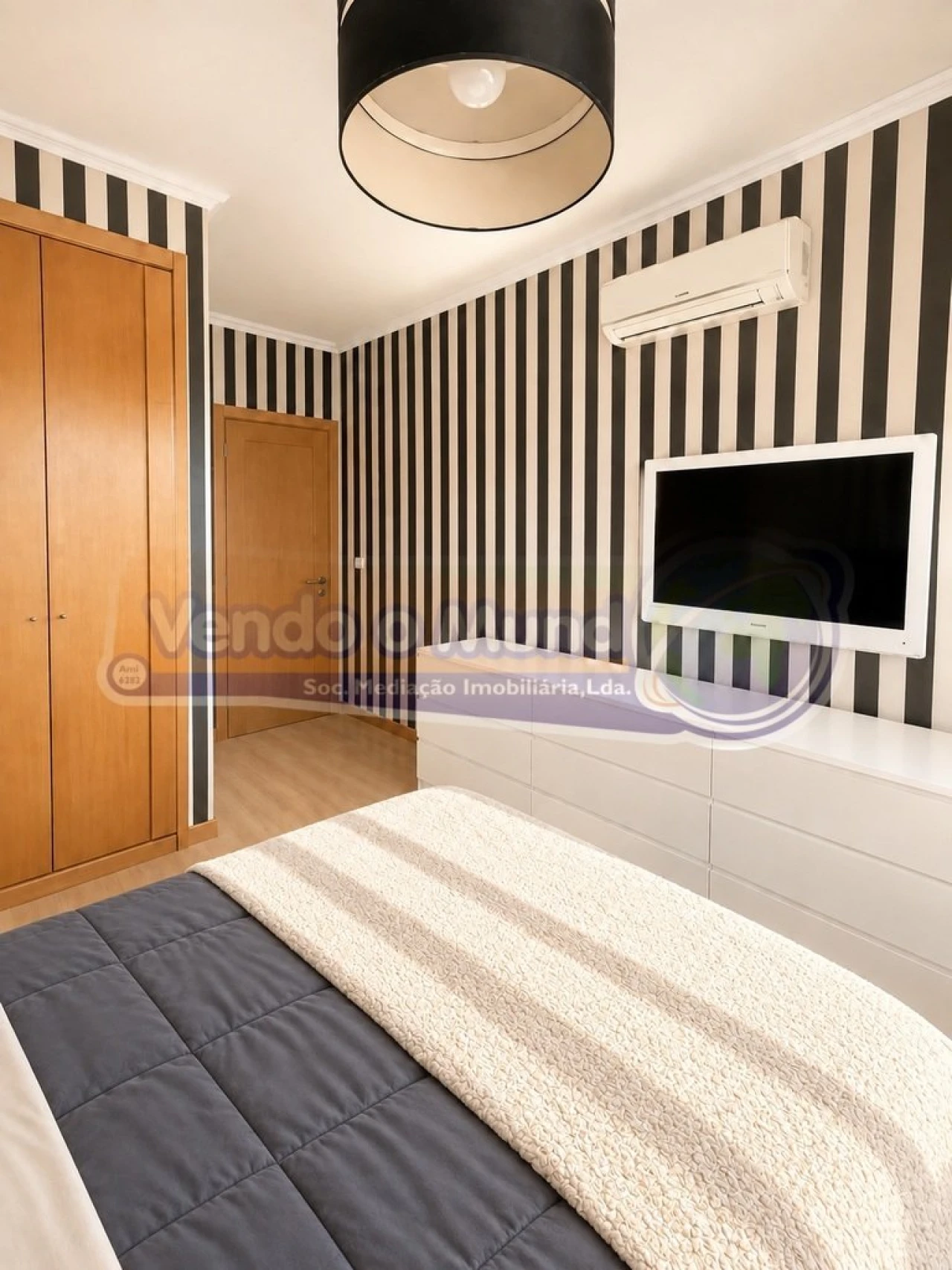 Apartamento T2 para Venda em Loures Foto 9
