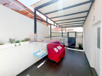 Moradia T3 para Venda em Samora Correia