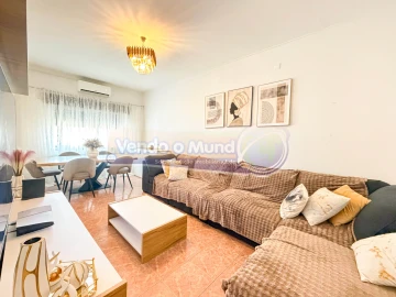Moradia T3 para Venda em Samora Correia