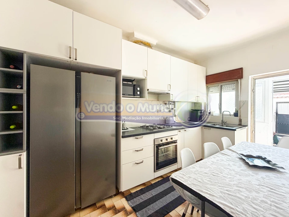 Moradia T3 para Venda em Samora Correia Foto 1