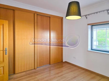 Apartamento T4 para Venda em Benavente