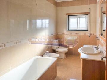 Apartamento T4 para Venda em Benavente