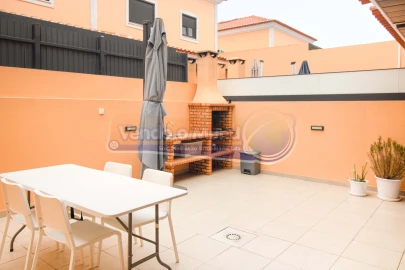 Moradia T3 para Venda em Samora Correia