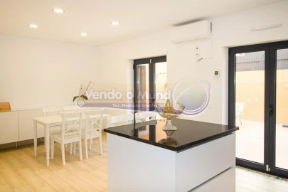 Moradia T3 para Venda em Samora Correia