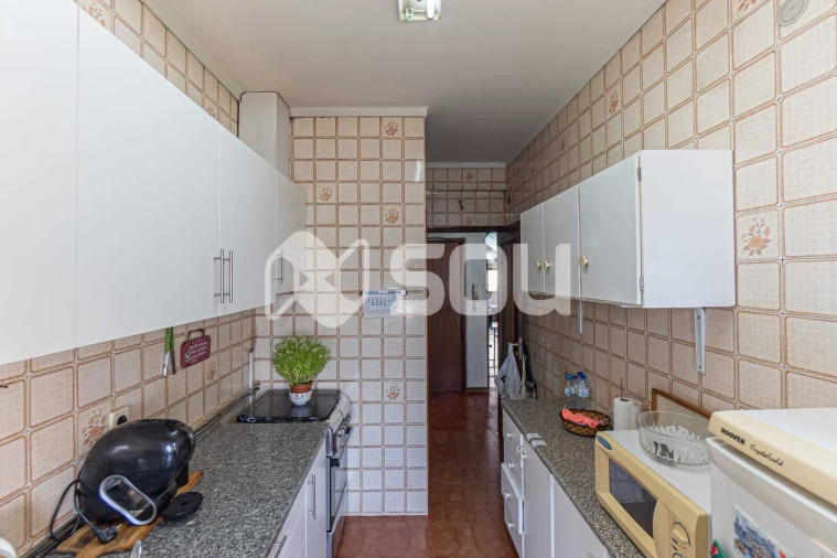 Apartamento T3 para Venda em Cedofeita, Santo Ildefonso, Sé, Miragaia, São Nicolau e Vitória Foto 9