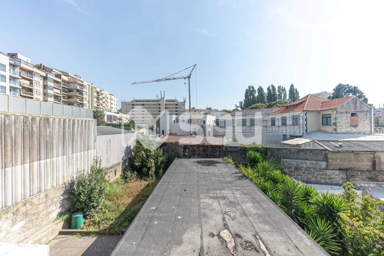 Apartamento T3 para Venda em Cedofeita, Santo Ildefonso, Sé, Miragaia, São Nicolau e Vitória Foto 4