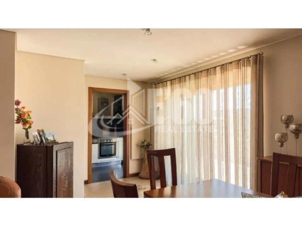 Apartamento T2 para Venda em Esmoriz Foto 5