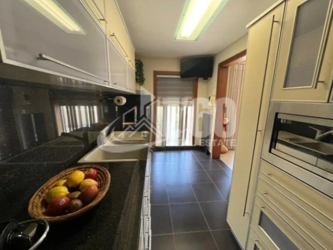 Apartamento T2 para Venda em Esmoriz Foto 8
