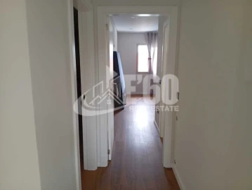 Moradia T4 para Venda em Esmoriz