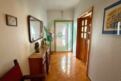 Moradia T4 para Venda em Agrochão