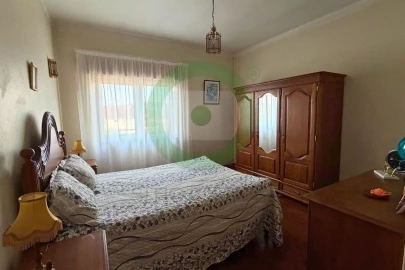 Moradia T4 para Venda em Agrochão