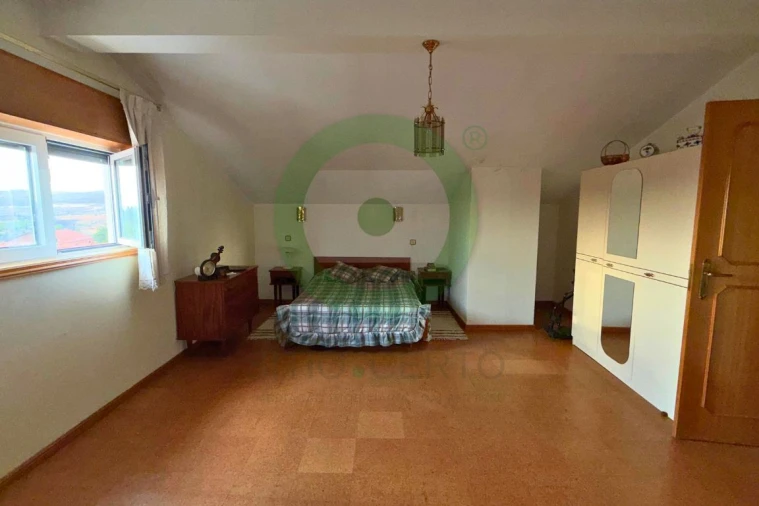 Moradia T4 para Venda em Agrochão Foto 20