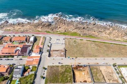 Terreno para Venda em Canidelo