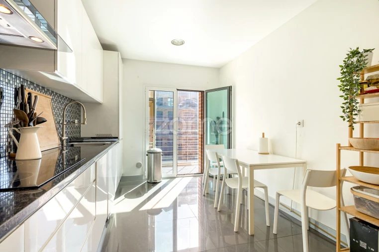 Apartamento T3 para Venda em Odivelas Foto 12