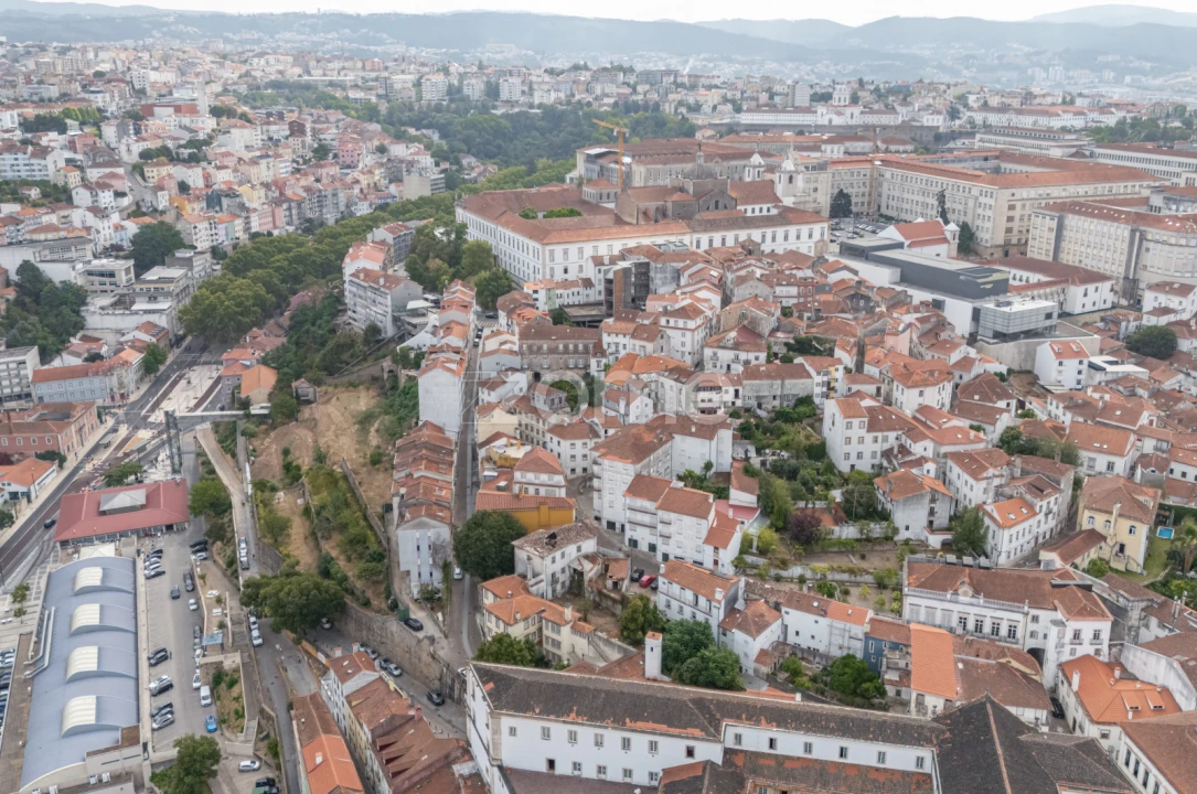 Prédio para Venda em Sé Nova, Santa Cruz, Almedina e São Bartolomeu Foto 43