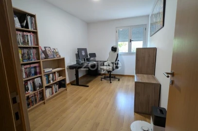 Apartamento T3 para Venda em Santo Antonio dos Olivais
