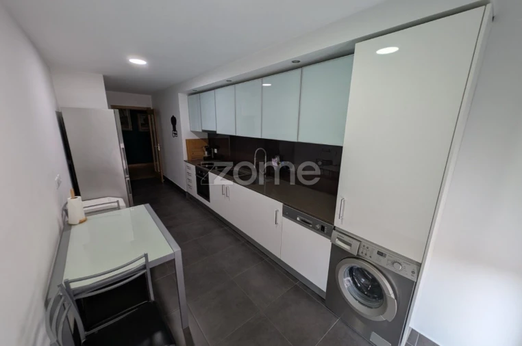 Apartamento T3 para Venda em Santo Antonio dos Olivais Foto 8