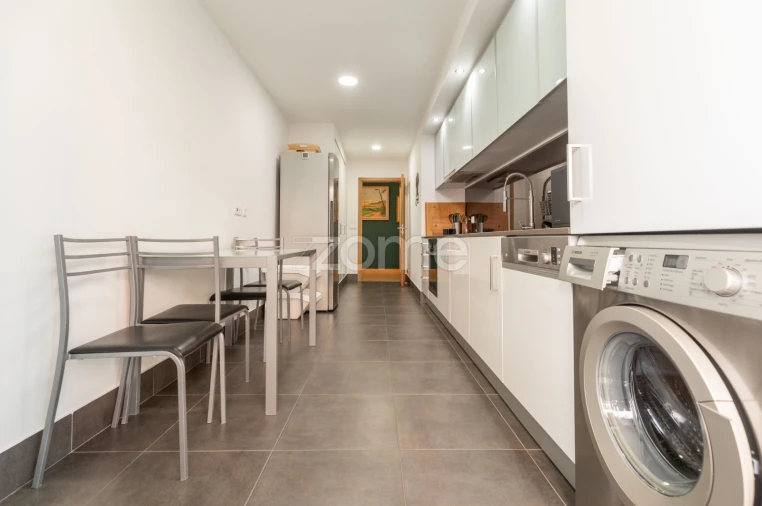 Apartamento T3 para Venda em Santo Antonio dos Olivais Foto 24