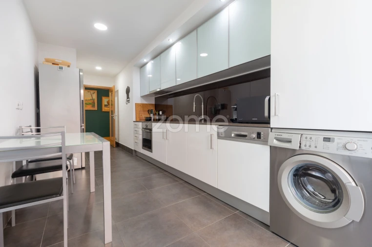 Apartamento T3 para Venda em Santo Antonio dos Olivais Foto 23