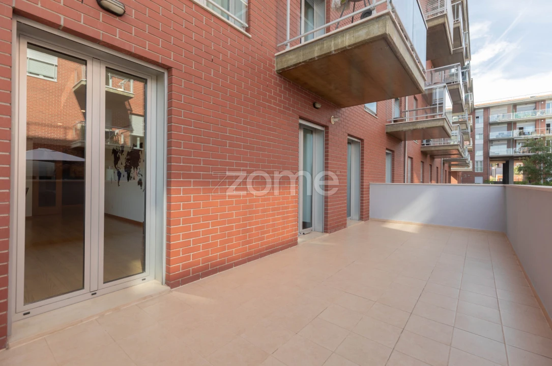 Apartamento T3 para Venda em Santo Antonio dos Olivais Foto 17