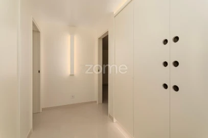 Moradia T5 para Venda em Loule (São Clemente)