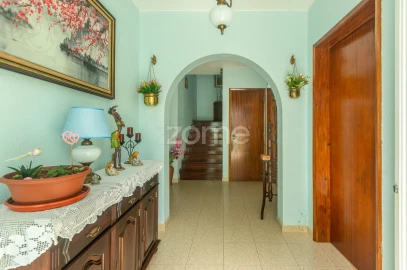 Moradia T4 para Venda em Fajã de Baixo