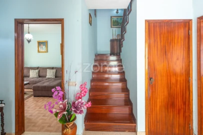 Moradia T4 para Venda em Fajã de Baixo